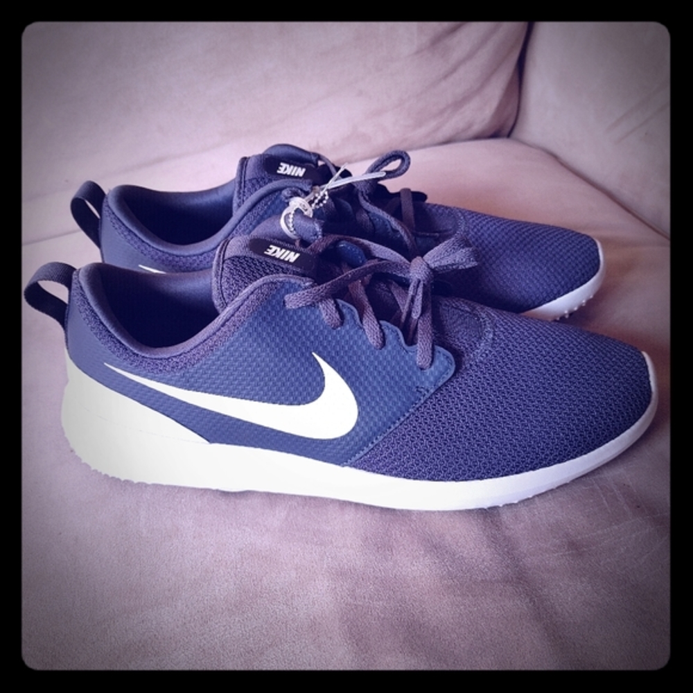 Nike Roche One running shoes